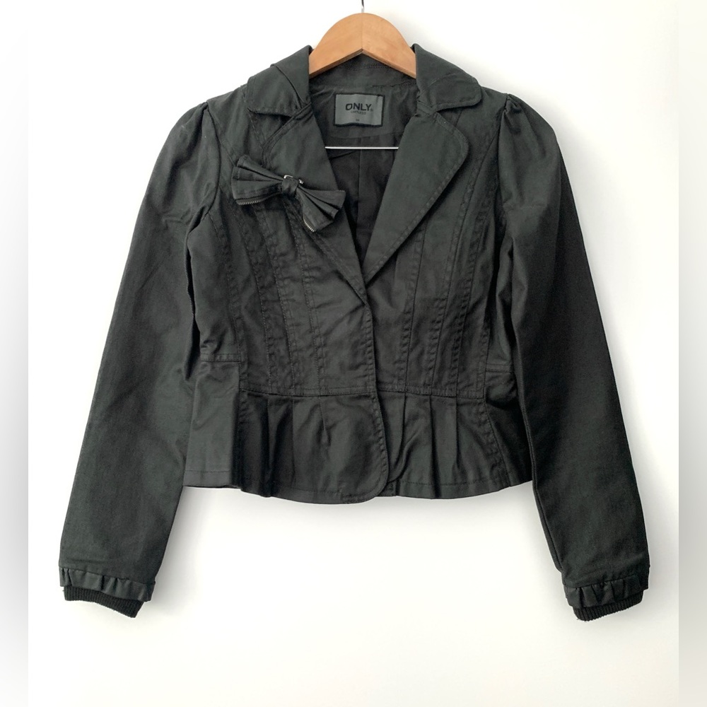❗️CLEAROUT❗️ LIKE-NEW! ONLY VINTAGE coated denim puff sleeve ROCK GLAM BLAZER